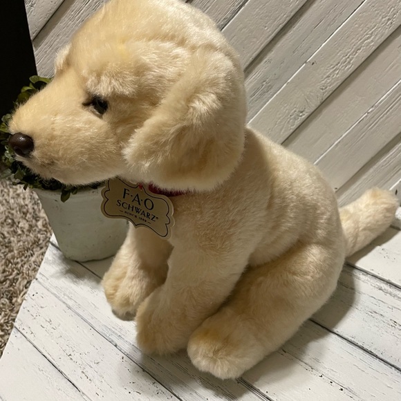 FAO Schwarz stuffed plush puppy dog - Picture 9 of 10